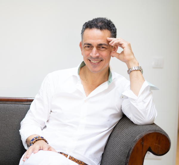 Luis Carlos Ojeda Perestelo, fundador y Director Clínico de la Clínica Ojeda Perestelo, especialista en Ortodoncia y ATM en Las Palmas de Gran Canaria